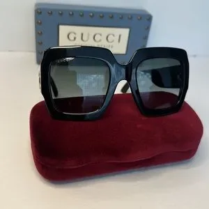 Gucci | Accessories | New Authentic Gucci Square Frame  display picture 1